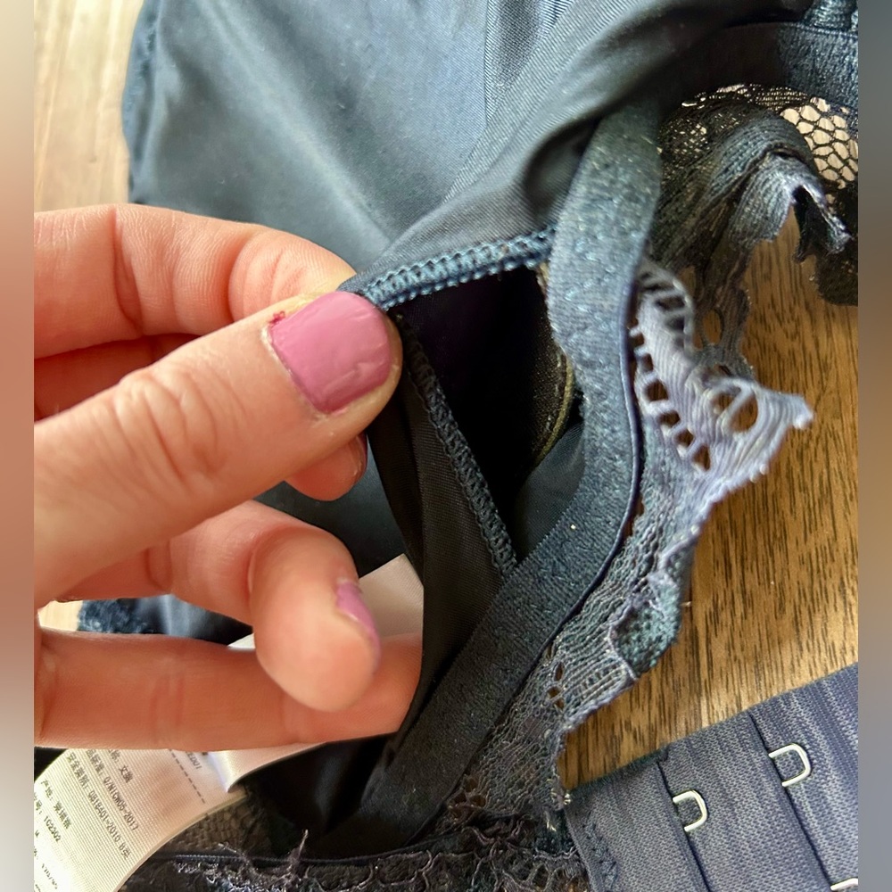 ABERCROMBIE & FITCH A&F Floral Navy Lace Halter Bralette Romantic Lounge | Sz M - Picture 6 of 10